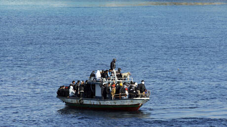 البحرية المغربية تعلن إنقاذها نحو 900 مهاجر خلال 8 أيام