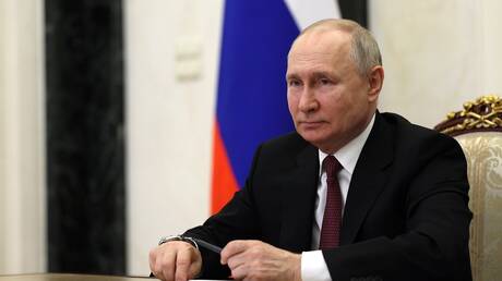 بوتين: الاقتصاد الروسي مستمر في النمو السريع وشركاتنا تعمل بثقة وثبات