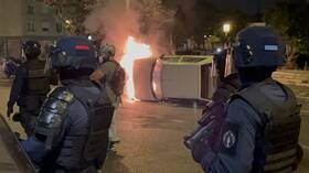 قناة تلفزيونية: اشتباكات في غرب فرنسا بين متظاهرين وأنصار اليمين المتطرف
