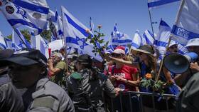 الشرطة الإسرائيلية تستعد لأي سيناريوهات محتملة لاقتحام الكنيست من قبل المتظاهرين