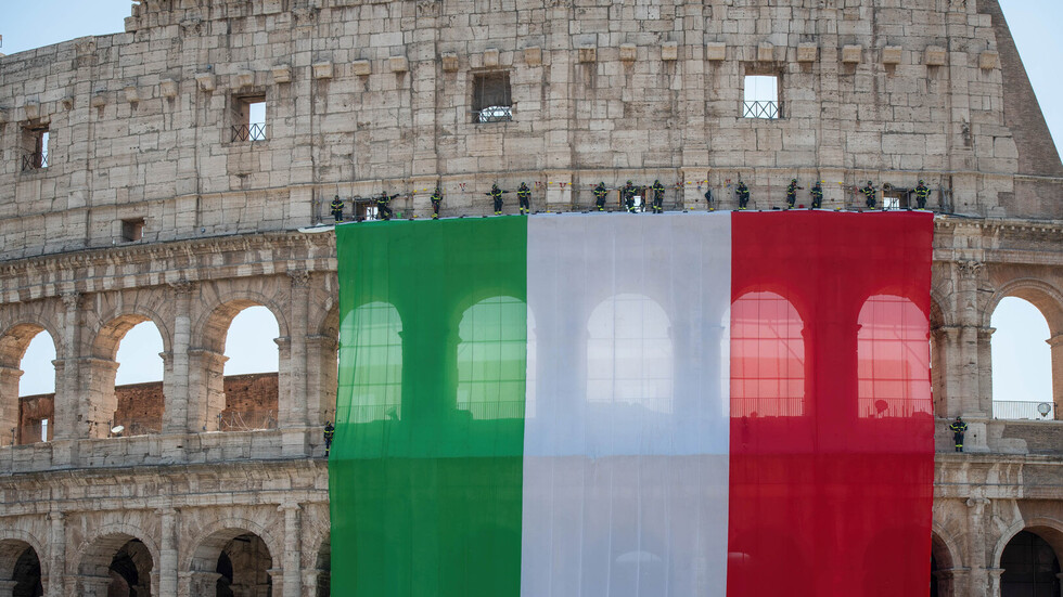 بعد فرنسا.. إيطاليا تعلن تنظيم رحلة إجلاء لمواطنيها من النيجر