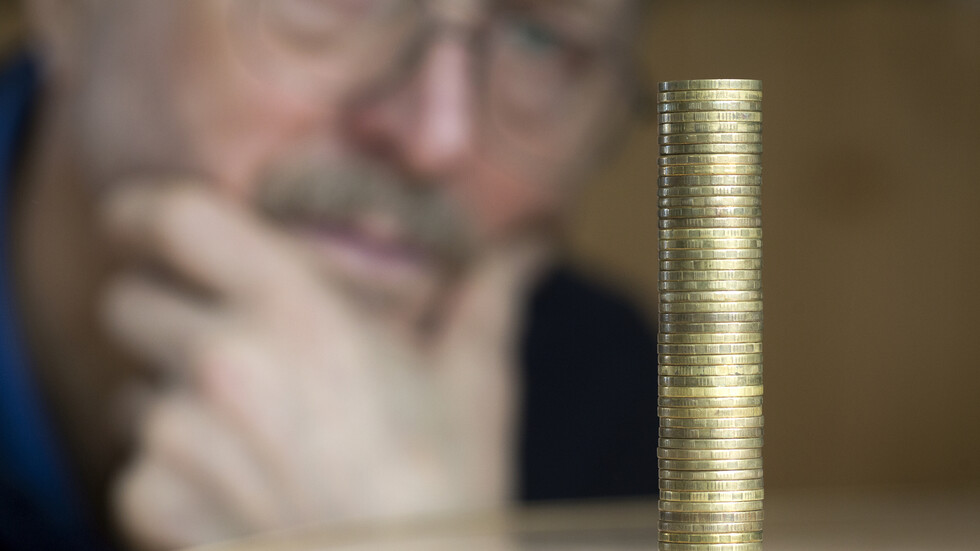 الروبل الروسي عند أدنى مستوى منذ مارس 2022