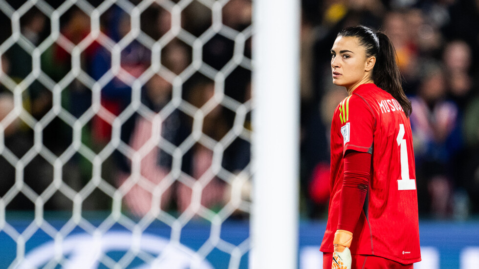 سؤال "غريب" يصدم بطلة السويد بعد إقصاء الولايات المتحدة