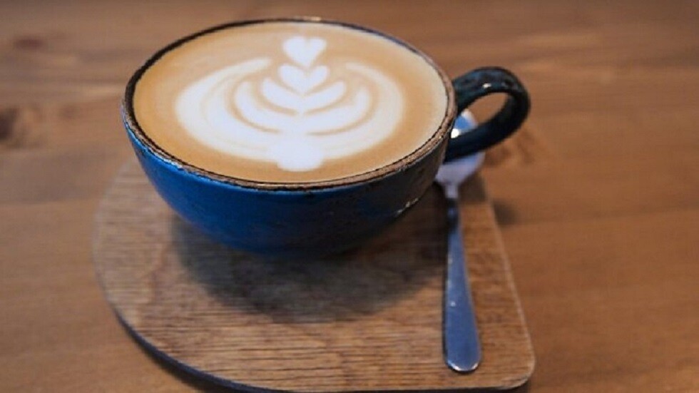 خبيرة تحدد كم كوبا من القهوة يمكن تناوله في اليوم