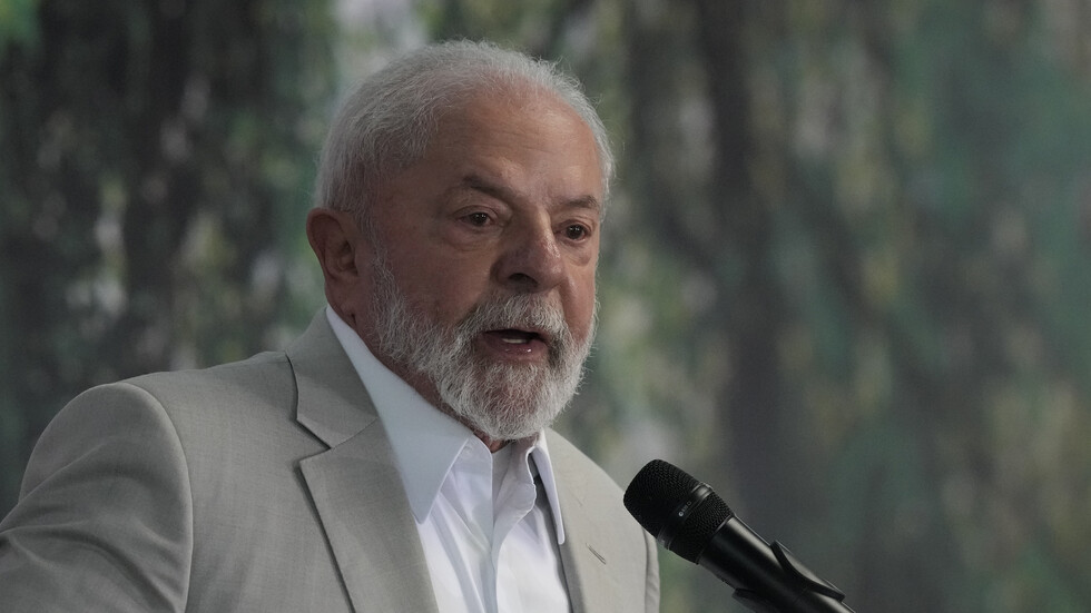 رئيس البرازيل يدعو الولايات المتحدة للاستثمار في بلاده "بدلا من الحرب"