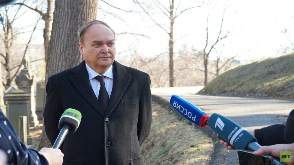 أنطونوف: عقوبات الغرب ضد روسيا فشلت والعالم فقد ثقته بالنظام المالي المتمركز حول الولايات المتحدة