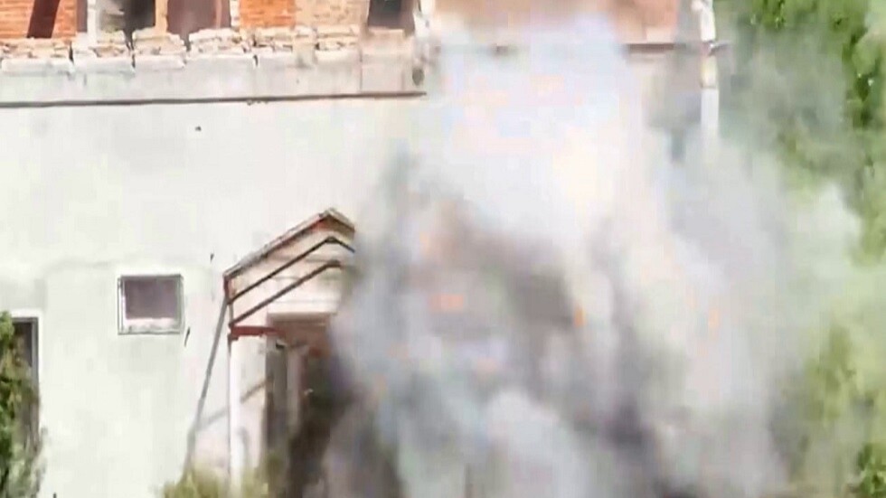 الدفاع الروسية تنشر فيديو تدمير "محطة ستارلينك الفضائية" للقوات الأوكرانية بمسيرة روسية