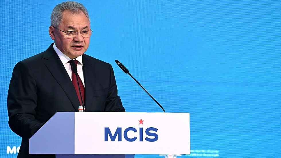 شويغو: لدينا قنابل عنقودية ولم نستخدمها لاعتبارات إنسانية بخلاف واشنطن