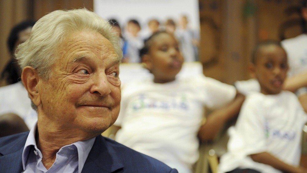 رويترز: مؤسسة سوروس تعتزم وقف مشاريعها في الاتحاد الأوروبي