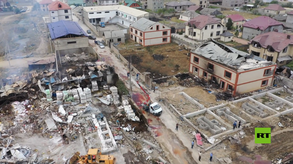 تصوير جوي يوثق آثار انفجار مميت لمحطة التزود بالوقود في محج قلعة