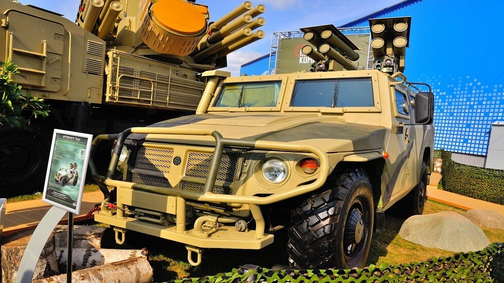 الدفاع الروسية توقع عقودا بأكثر من 400 مليار روبل خلال منتدى 