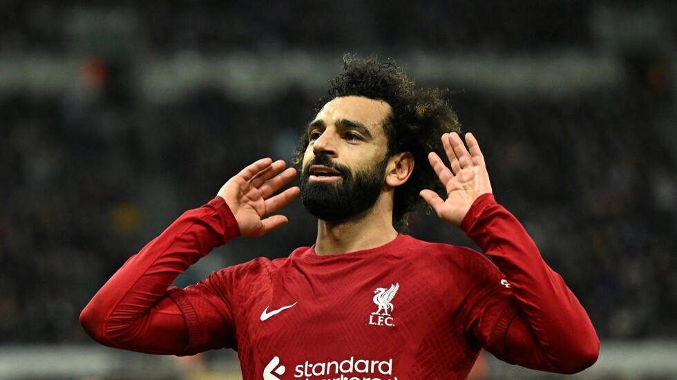 محمد صلاح يوجه