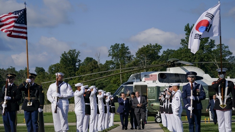 بيان "كامب ديفيد".. واشنطن وطوكيو وسيئول: "سلوك الصين خطير وعدواني"