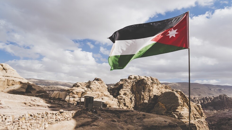 الأردن.. إحباط محاولة تهريب كميات كبيرة من المخدرات قادمة من سوريا