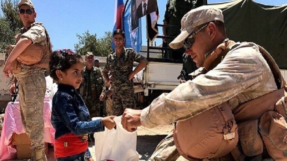 الجيش الروسي ينفذ عملية إنسانية في ريف محافظة طرطوس بسوريا (فيديو)
