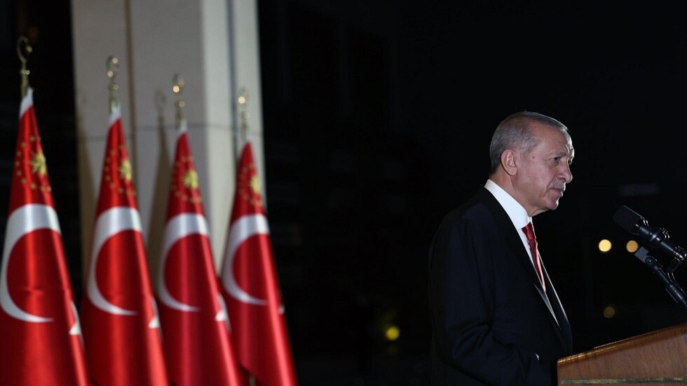 وزير الخارجية الهنغاري: أردوغان وأوربان يبحثان ملف انضمام السويد إلى الناتو