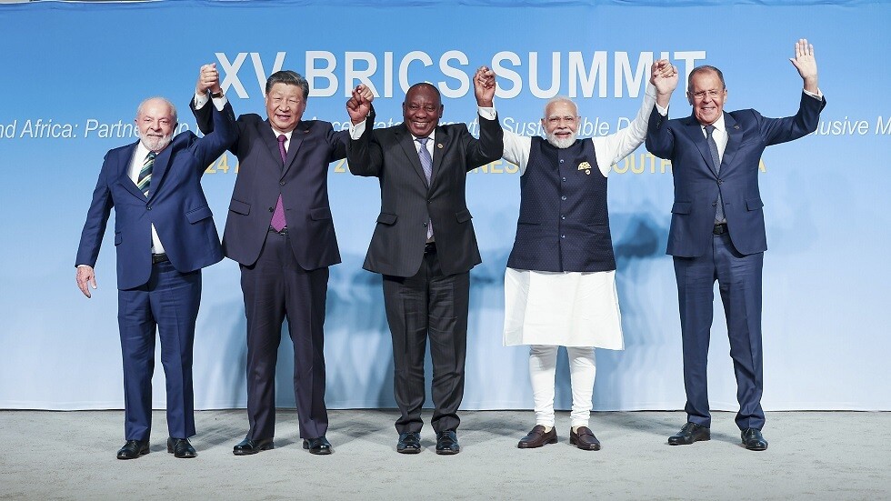 وسائل إعلام: توسع "بريكس" هزيمة شخصية لفون دير لاين وبوريل