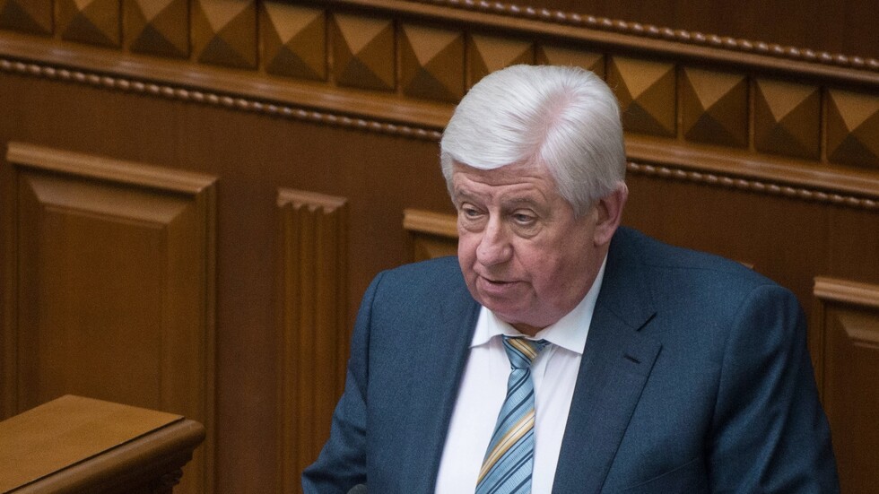 المدعي العام الأوكراني السابق يتهم بايدن بدفع مليار دولار مقابل إقالته