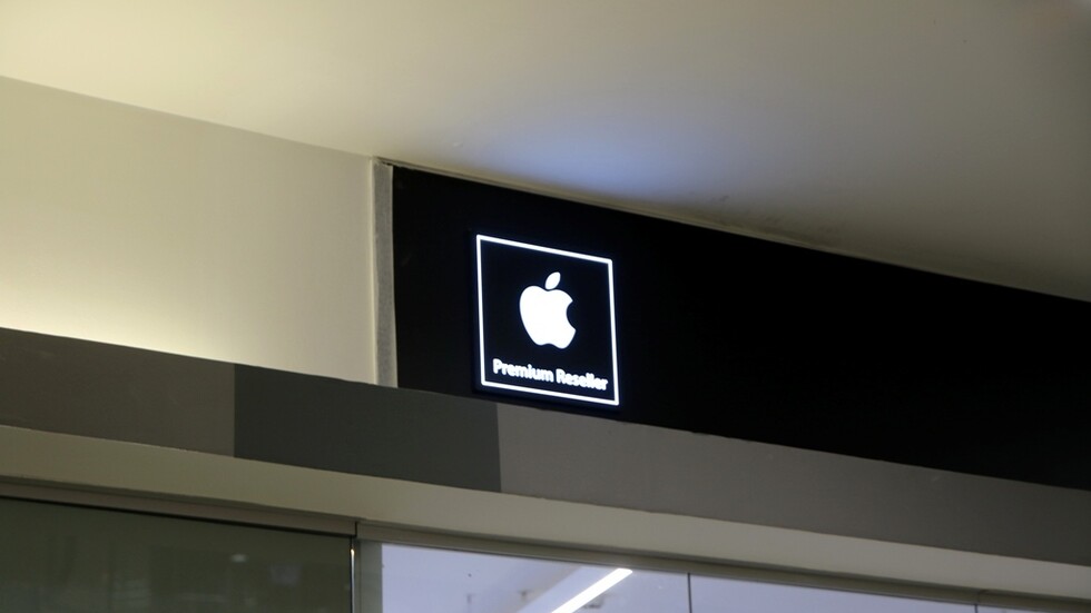 مجلس الأمن السيبراني الإماراتي يدعو إلى تحديث أجهزة "أبل" لمعالجة ثغرة خطيرة