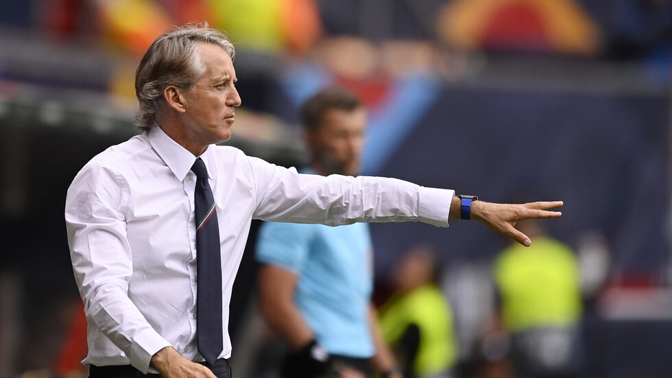 بربطة عنق خضراء.. مانشيني يكشف أسباب قبوله تدريب المنتخب السعودي