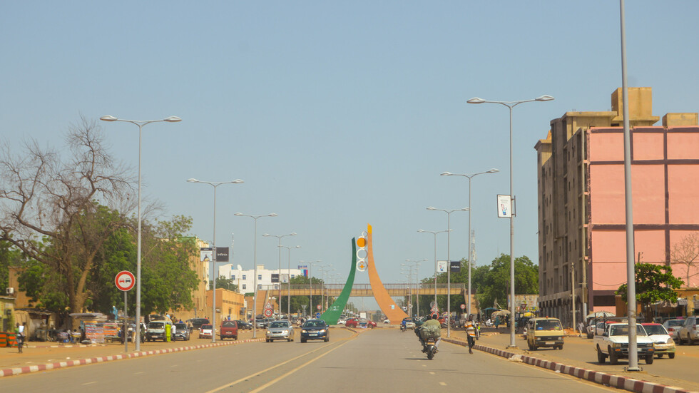 منظمات أهلية إفريقية تحذر "إيكواس" من المضي بخيار الحرب في النيجر