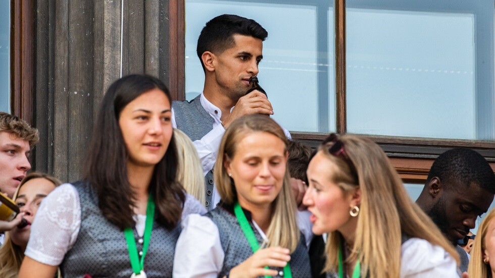 إلغاء رحلة البرتغالي كانسيلو إلى برشلونة