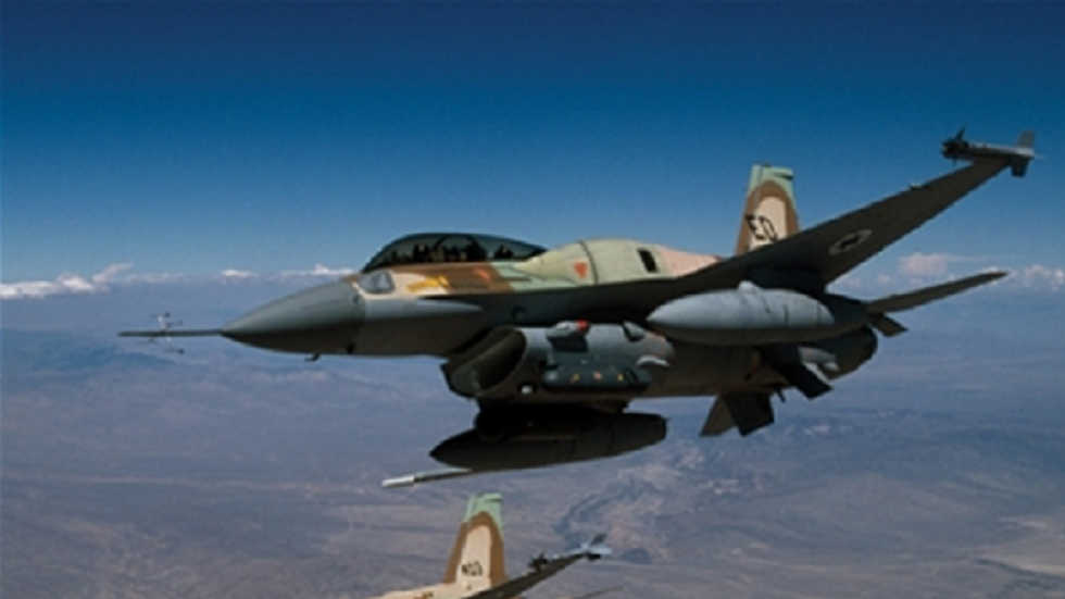 موقع عبري ينشر تقريرا عن أهدف استراتيجية تسعى إسرائيل لتحقيقها عبر زيادة  ضرباتها في سوريا