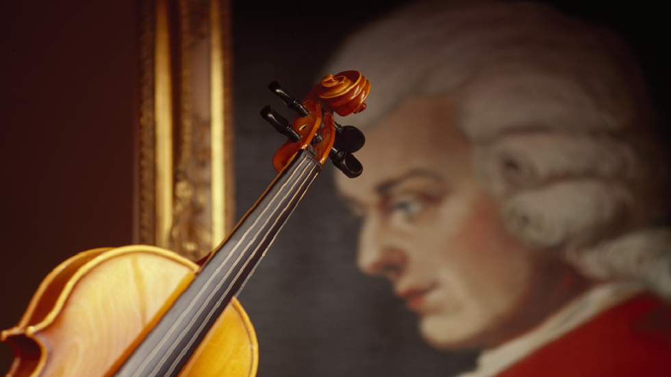 في تجربة غير مسبوقة.. موسيقى موزارت قد تسكّن ألم الأطفال حديثي الولادة