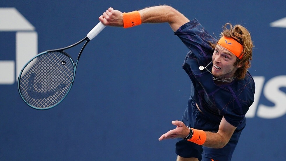 الروسي روبليف يبدأ بنجاح غمار بطولة أمريكا المفتوحة للتنس (فيديو)