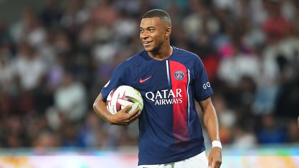 عبر منصة "إنستغرام".. مبابي يفجر "قنبلة" بشأن انتقاله إلى ريال مدريد