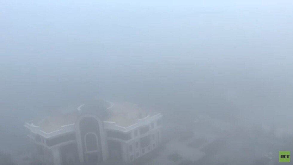 تأخير عشرات الرحلات الجوية بسبب الضباب الكثيف بمدينة تيومين الروسية