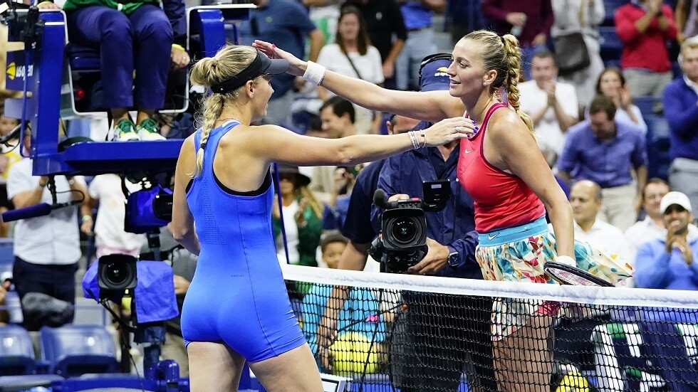 بعد سنوات من الماضي الجميل.. النجمة "العائدة" فوزنياكي تفوز على النجمة كفيتوفا (فيديو)