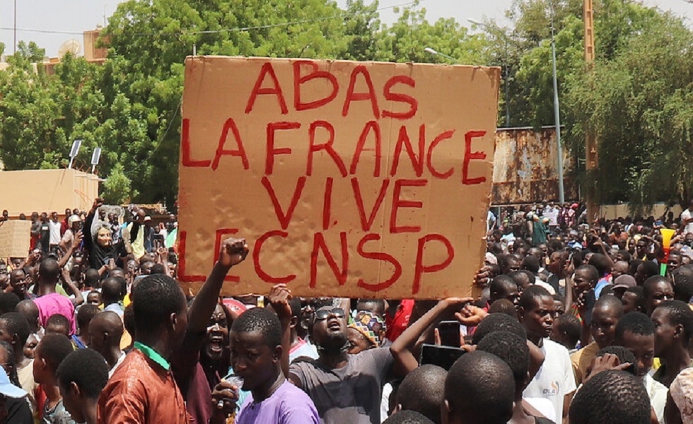 مؤيدون للانقلاب في النيجر، نيامي
