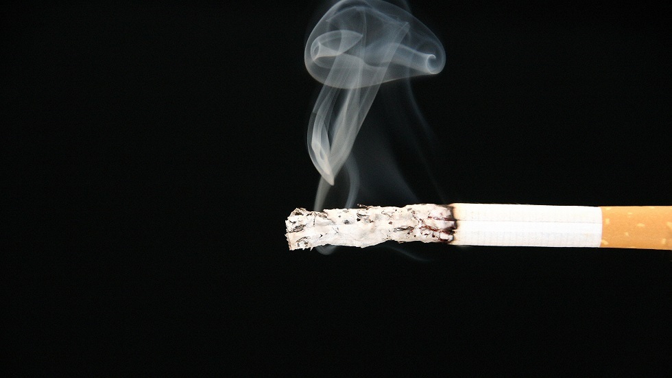 تدخين حتى سيجارتين في اليوم يضر بالأوعية الدموية