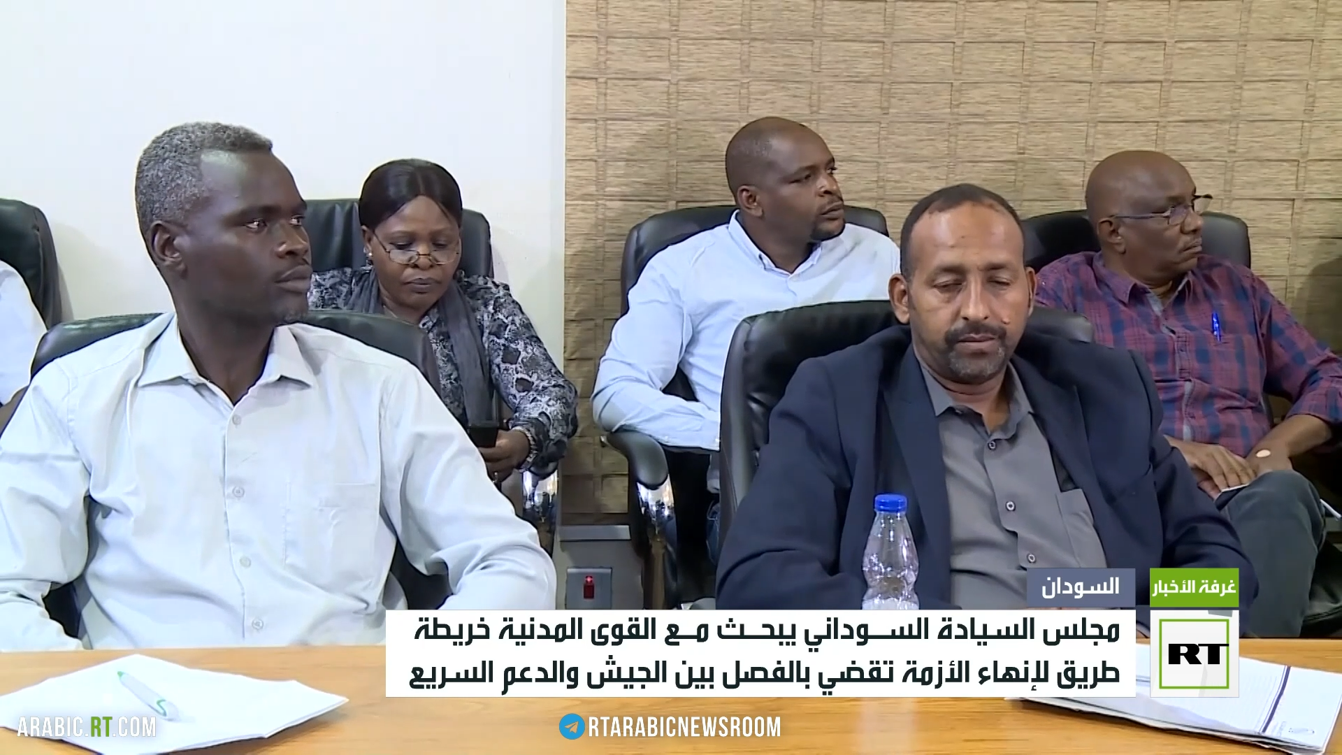 مجلس السيادة يبحث مع المدنيين سبل إنهاء أزمة السودان