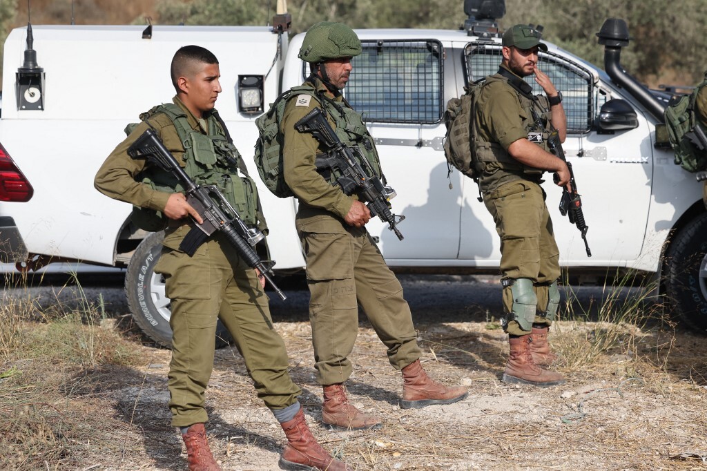 مسؤول أمني إسرائيلي يحذر: الجيش يواجه مشكلة