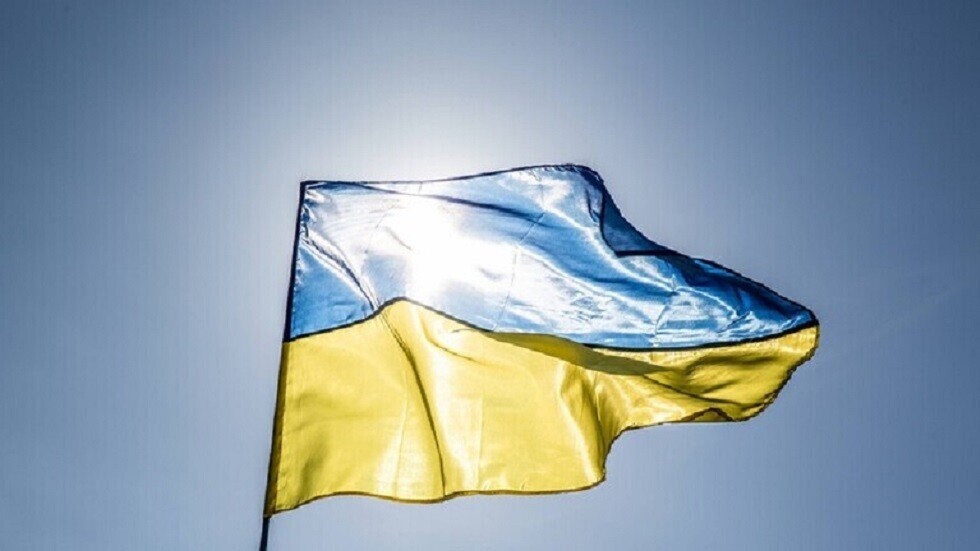 مستشار رئاسي أوكراني سابق يقترح خارطة طريق لإنهاء محنة أوكرانيا تشمل هدنة مؤقتة وعزل زيلينسكي