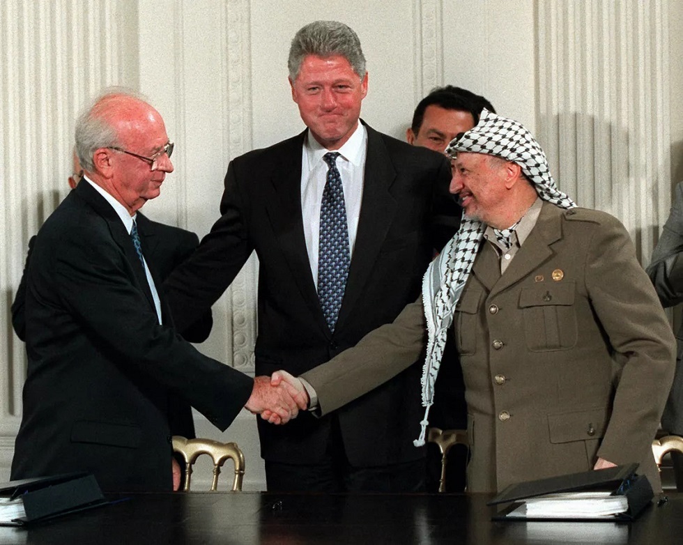 بعد 30 عاما.. إسرائيل تكشف عن برتوكول سري لجلسة الحكومة للمصادقة على اتفاقية أوسلو