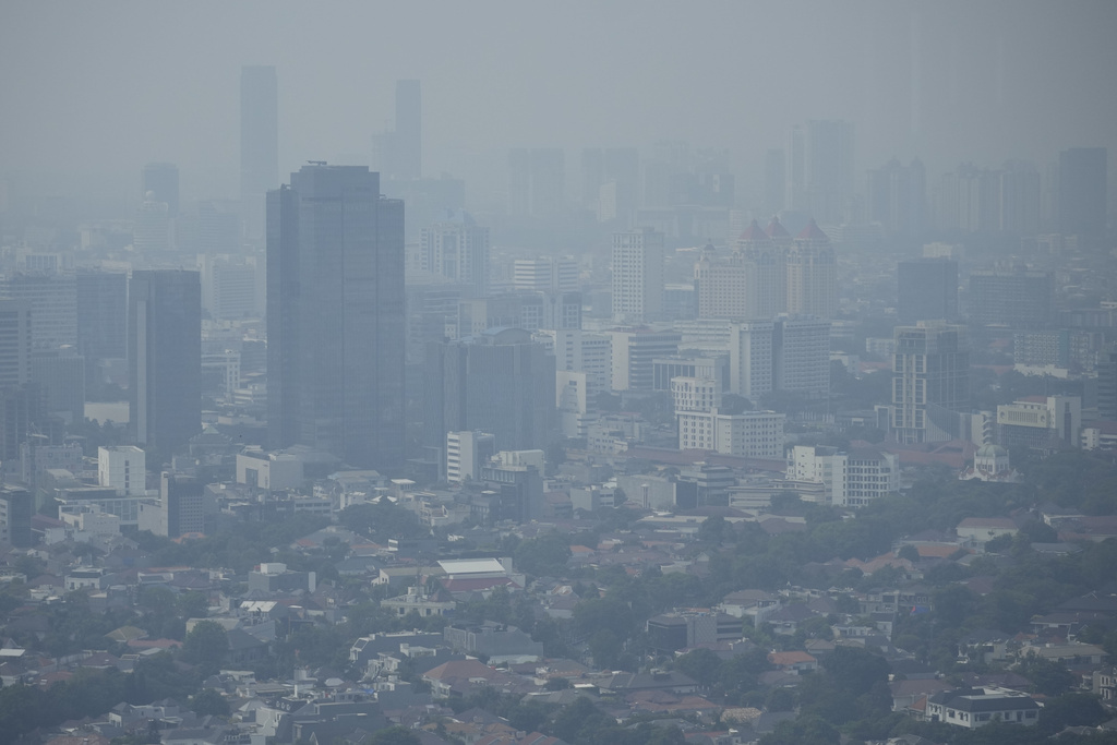 تلوث الهواء يقلل متوسط ​​العمر المتوقع للشخص بـ8 سنوات في 6 بلدان