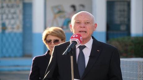 الرئيس التونسي يدعو سفراء بلاده الجدد للدفاع عن القضايا العادلة