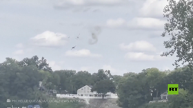 لحظة تحطم طائرة مقاتلة خلال عرض جوي في الولايات المتحدة