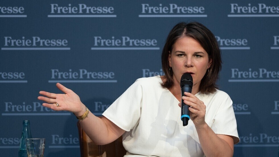 وزيرة الخارجية الألمانية: لا يمكن إرسال صواريخ Taurus بعيدة المدى إلى أوكرانيا بسرعة