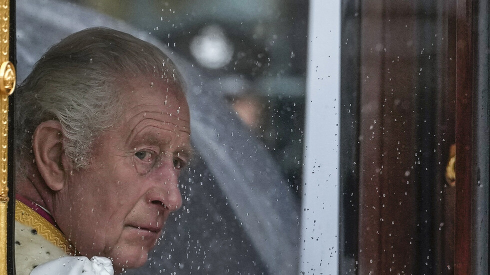 العاهل البريطاني يهنئ كيم جونغ أون بيوم تأسيس جمهورية كوريا الديمقراطية الشعبية