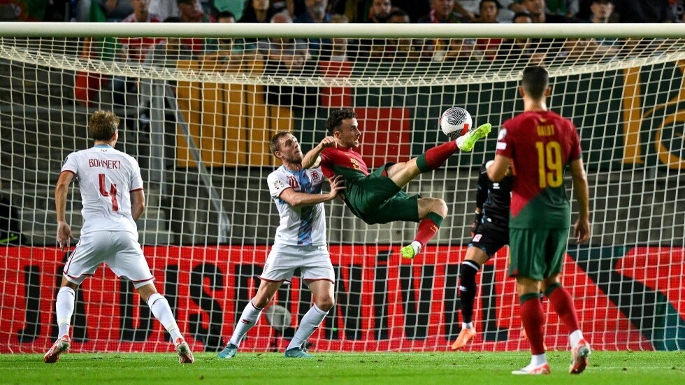 فوز تاريخي.. البرتغال تزلزل الملعب تحت أقدام لاعبي لوكسمبورغ