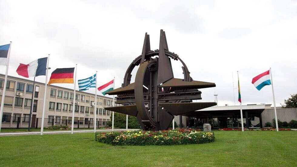 "الناتو" يعلن أنه لا يدرس إمكانية توسعه بانضمام أرمينيا