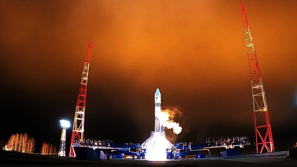 روسيا تطور صواريخ ومركبات فضائية جديدة لرحلات القمر والمريخ