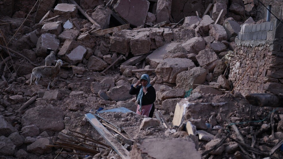 "هسبريس": التواصل بالأمازيغية يعيق عمليات الإنقاذ والمتابعة النفسية لمتضرري "زلازل الحوز"