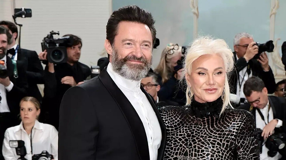 بعد 27 عاما من الزواج.. هيو جاكمان وديبورا لي يعلنان إنفصالهما