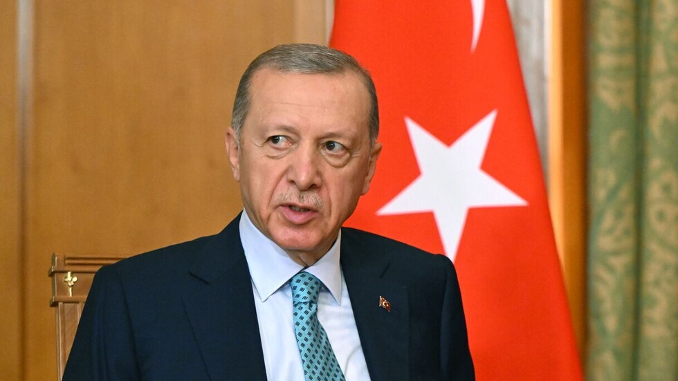 أردوغان: السويد لم تف بوعودها لتركيا للانضمام إلى "الناتو"