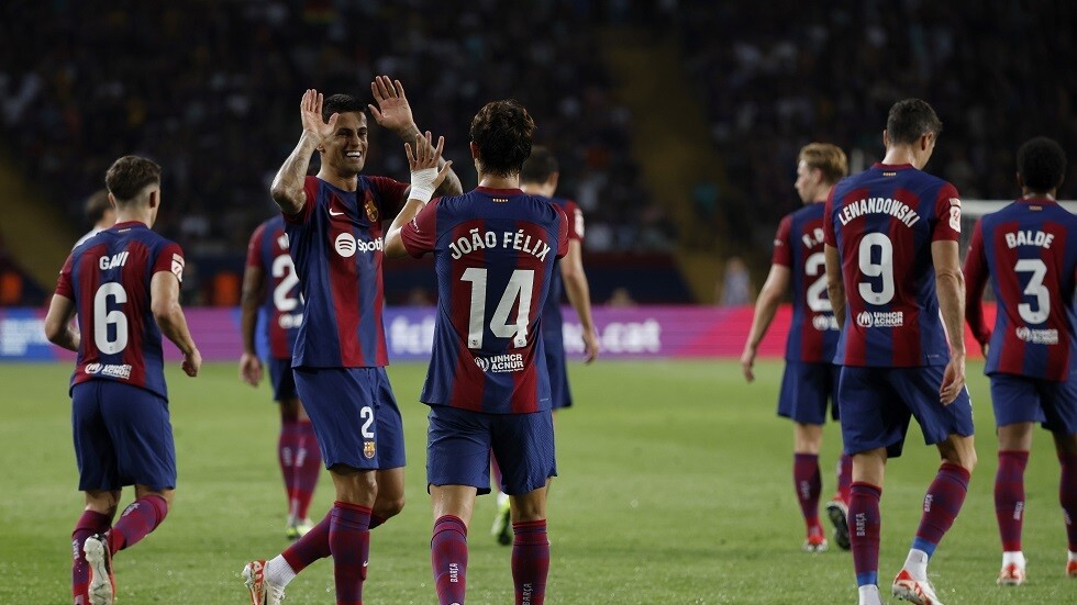 برشلونة يقسو على ضيفه ريال بيتيس